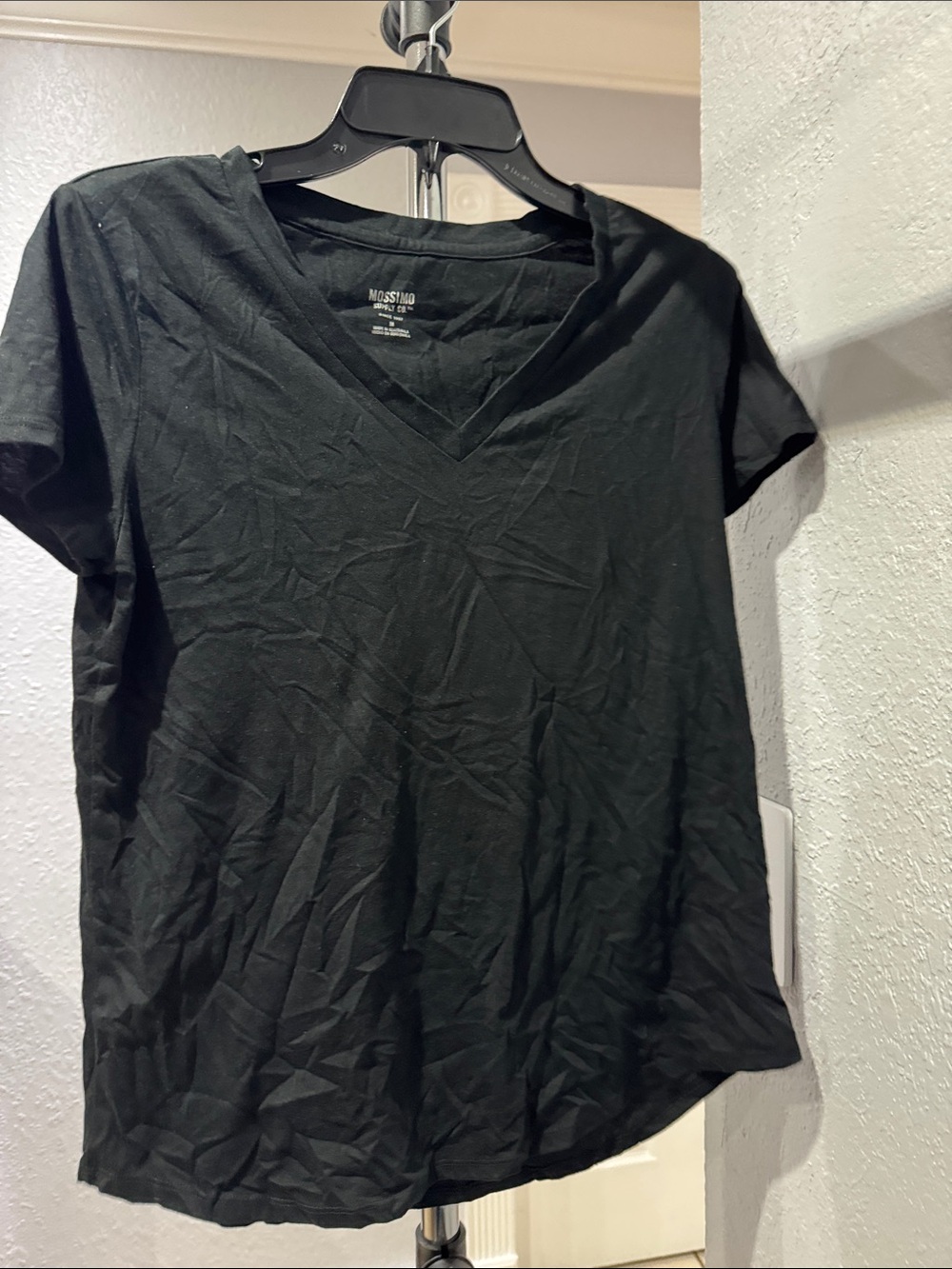 Mossimo Supply Co. Black V-Neck Short Sleeve Tee